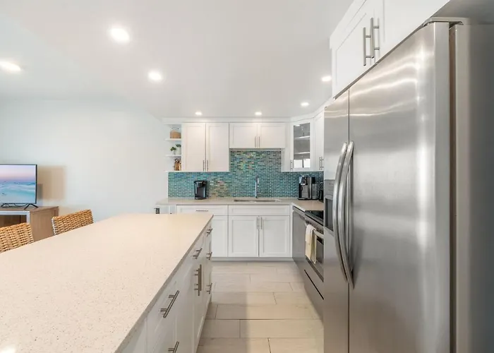 Next To Ritz Carlton, Oceanview 1Br On Seven Mile Beach