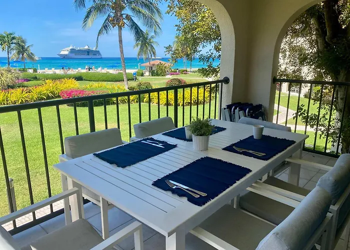 Oceanfront Condo On Seven Mile Beach
